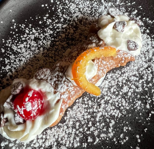 Cannolo Siciliano.